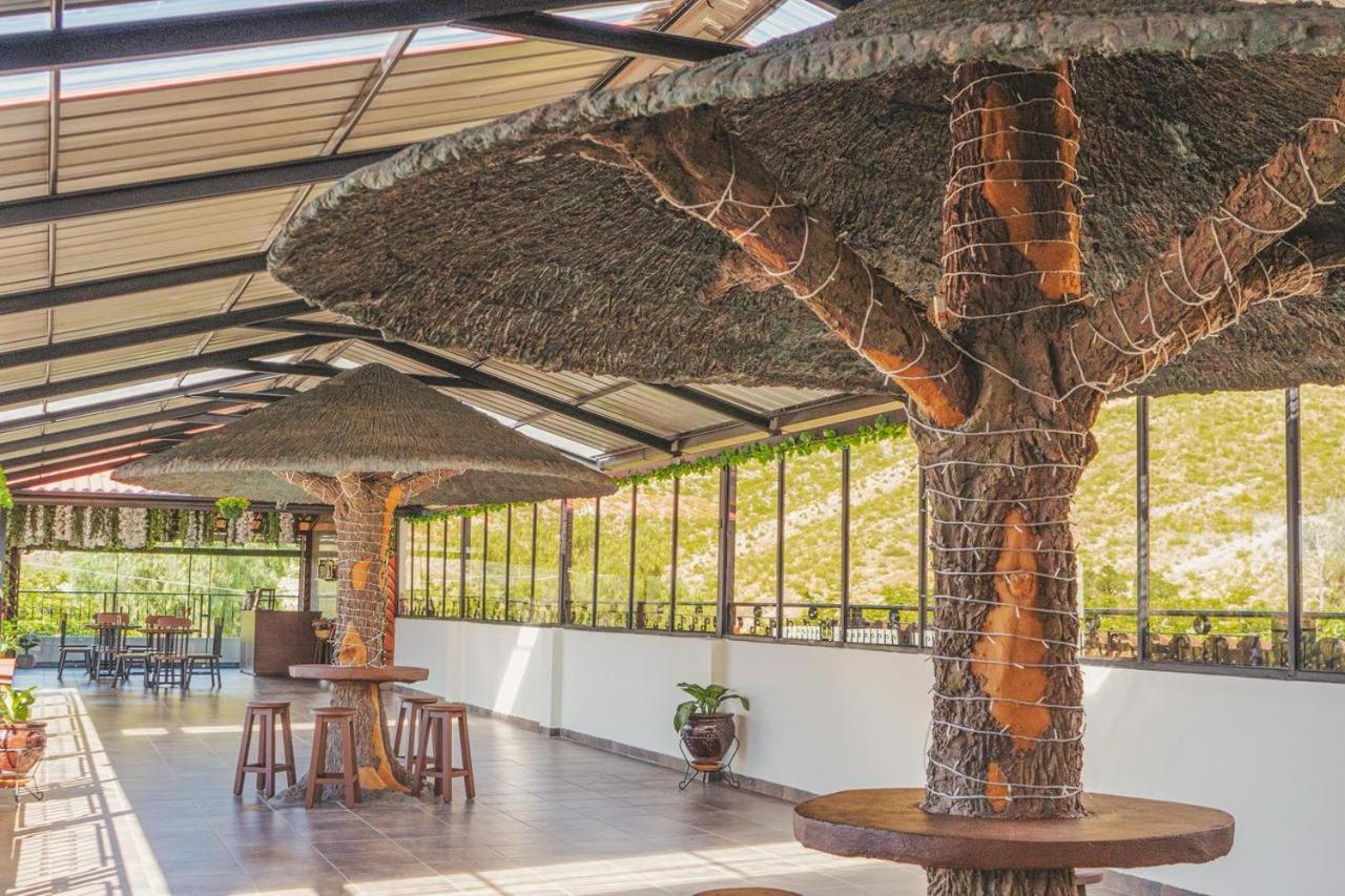 Hostal Dinosaurio Torotoro Ngoại thất bức ảnh
